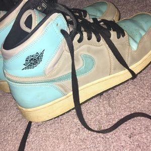 Nike Air Jordan’s 1 retro high tops